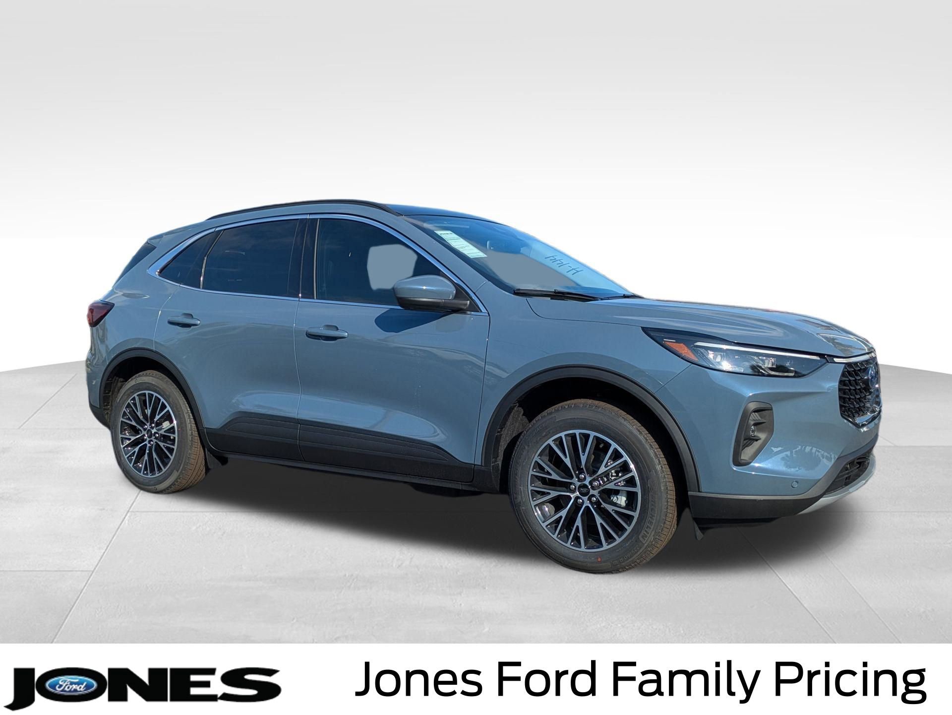 New 2026 Ford Escape SE w/ PHEV Premium Package image 2