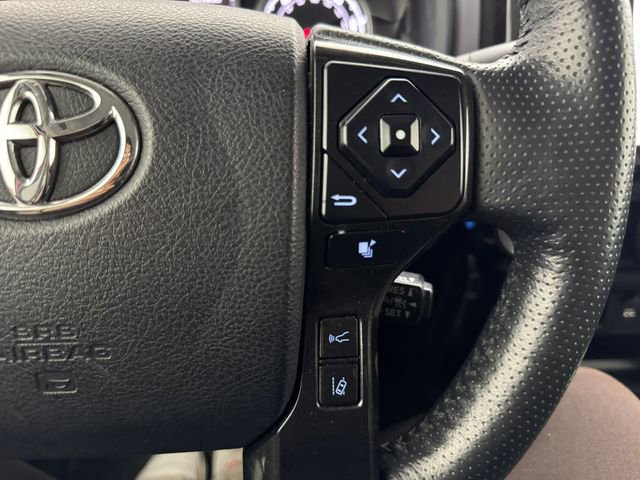 Used 2023 Toyota 4Runner TRD Off-Road Premium AWD/4WD image 23