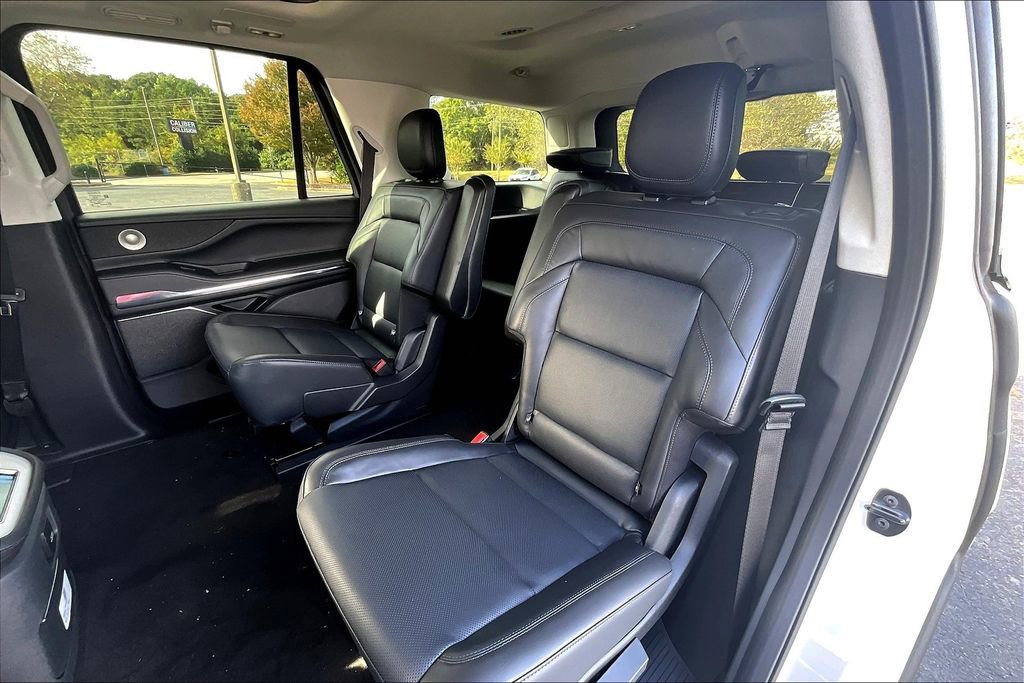 New 2025 Lincoln Navigator Reserve image 10