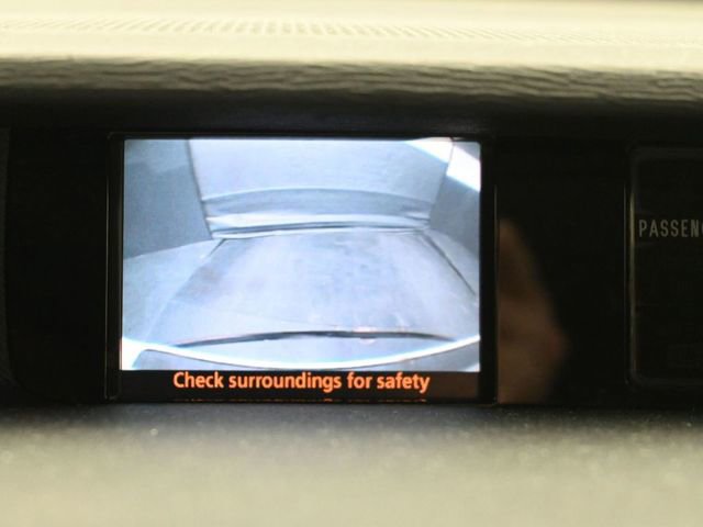 Used 2012 Toyota Sienna XLE image 18