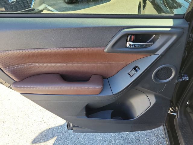 Used 2018 Subaru Forester 2.0XT Touring image 11