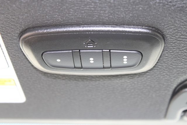 Used 2022 Jeep Gladiator Sport AWD/4WD image 32