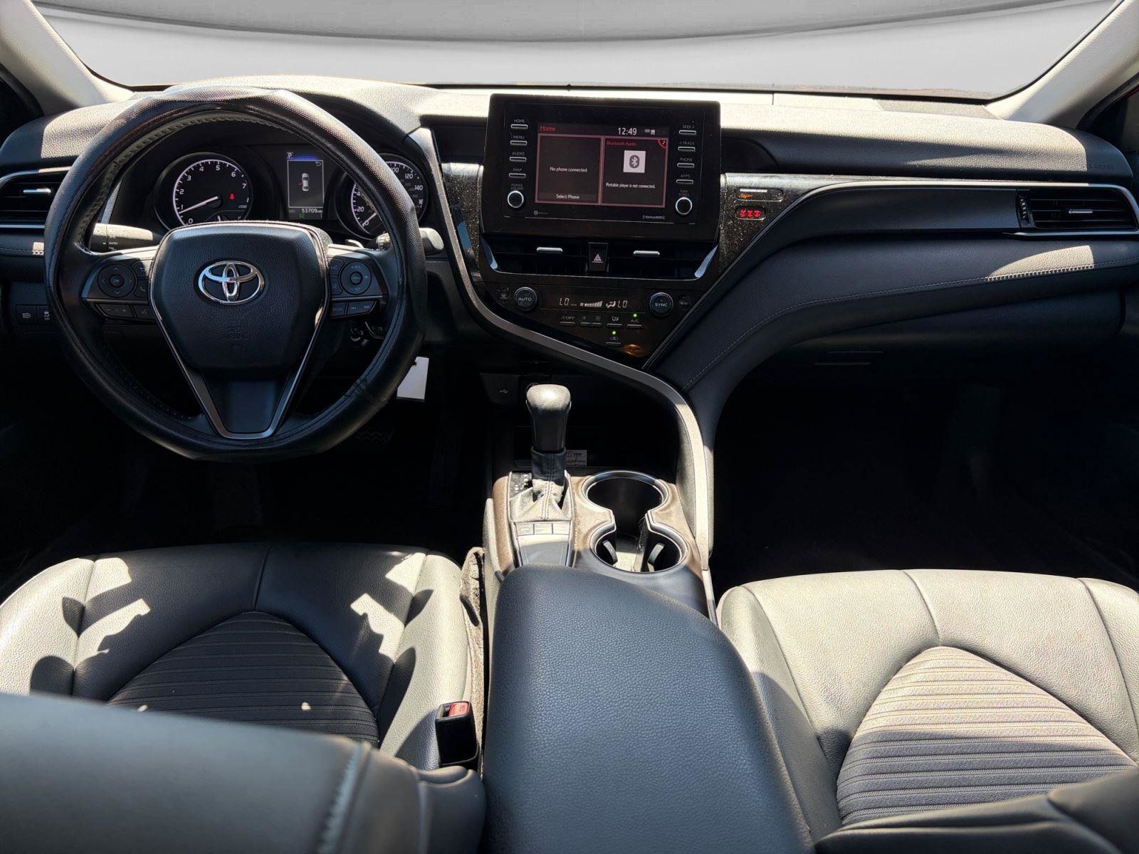 Certified 2022 Toyota Camry SE w/ Carpet Mat Package (TMS) image 18