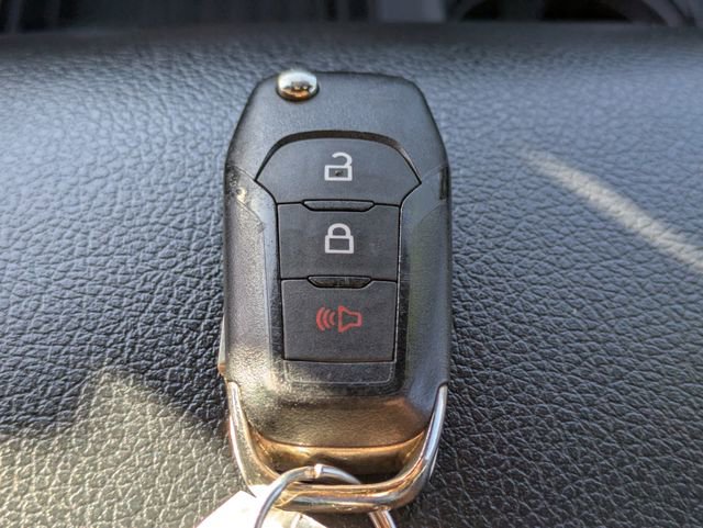 Used 2022 Ford F350 Lariat image 34