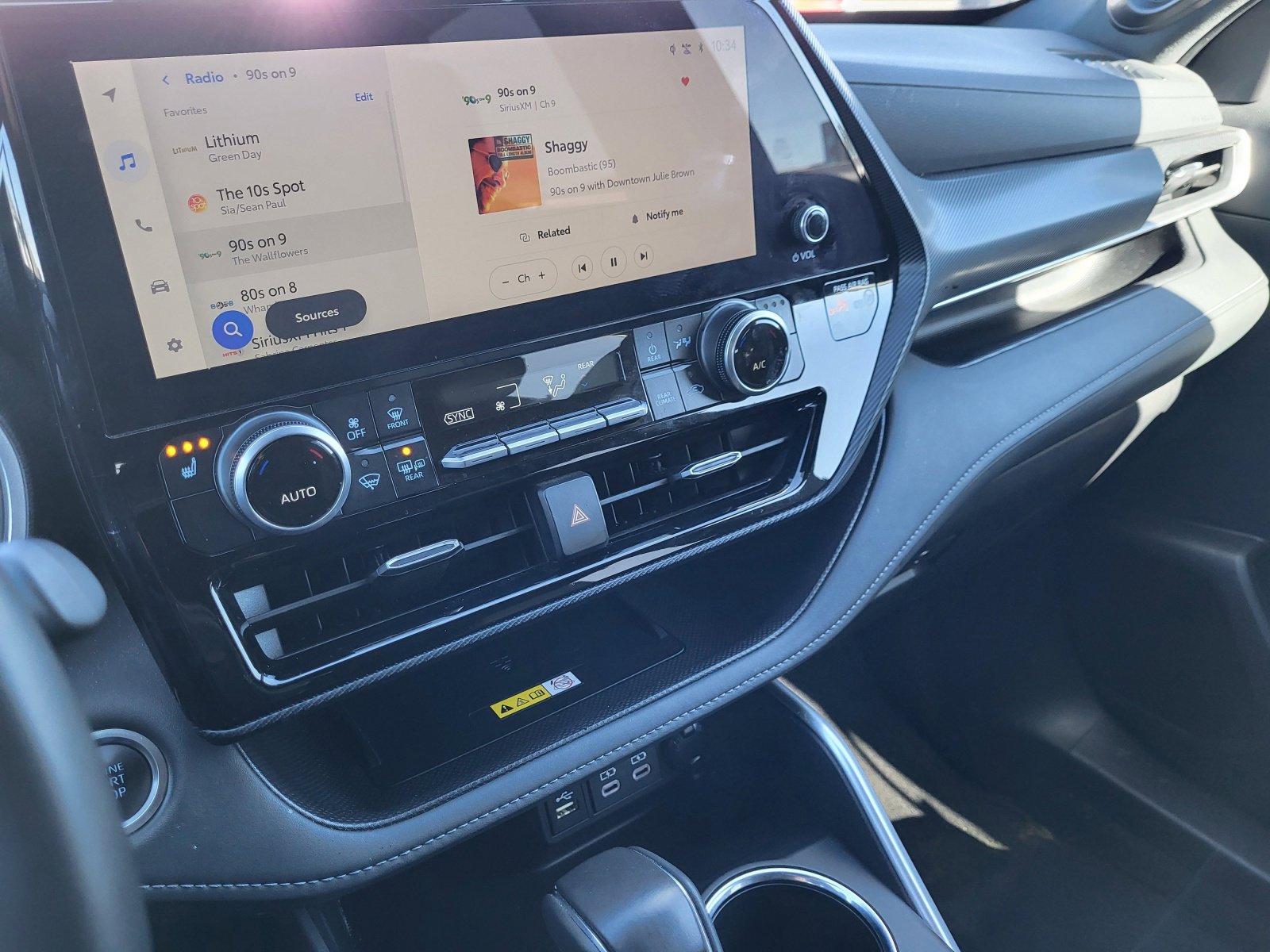 Certified 2025 Toyota Highlander XSE image 11