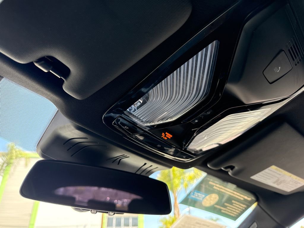 Used 2023 BMW i4 eDrive40 w/ M Sport Package image 51