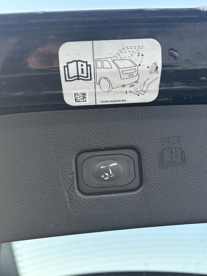 Used 2016 Ford Edge Sport w/ Equipment Group 401A image 18