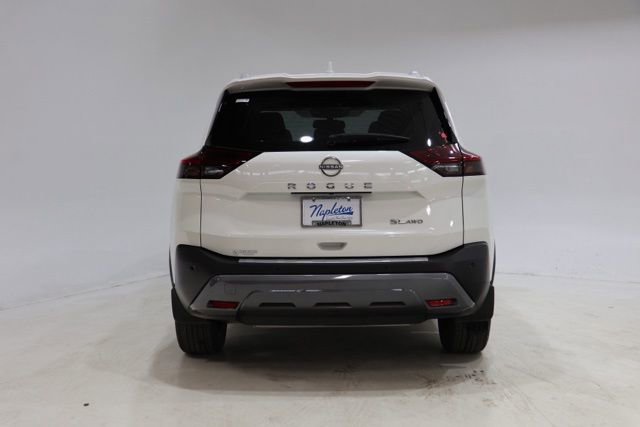 Used 2023 Nissan Rogue SL w/ SL Premium Package image 6