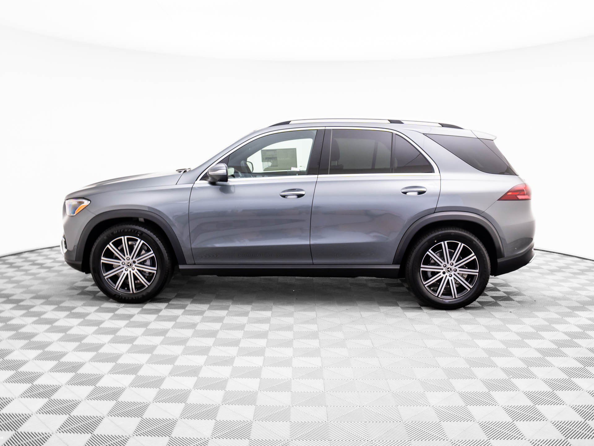New 2026 Mercedes-Benz GLE 350 4MATIC image 2