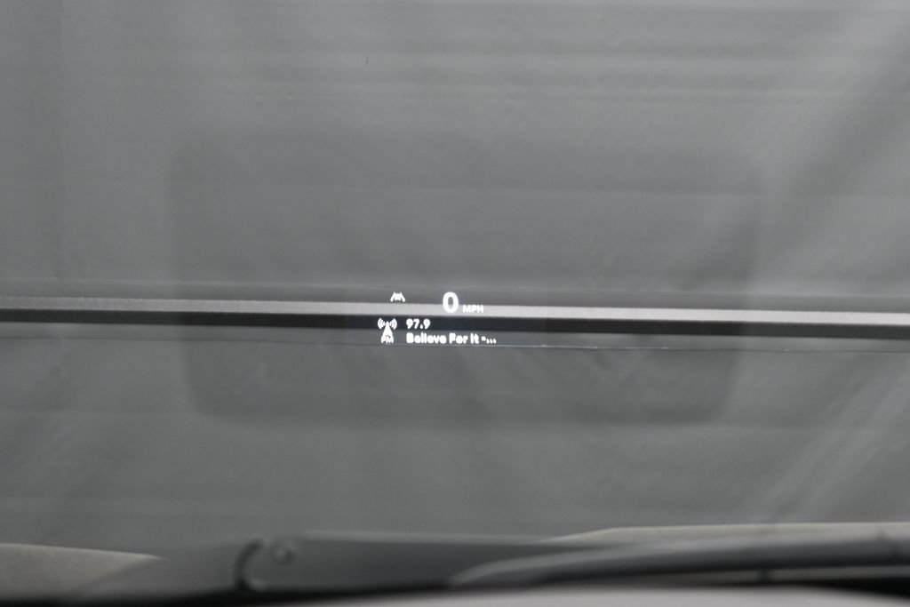 Used 2023 Cadillac XT5 Sportv w/ Technology Package AWD/4WD image 17