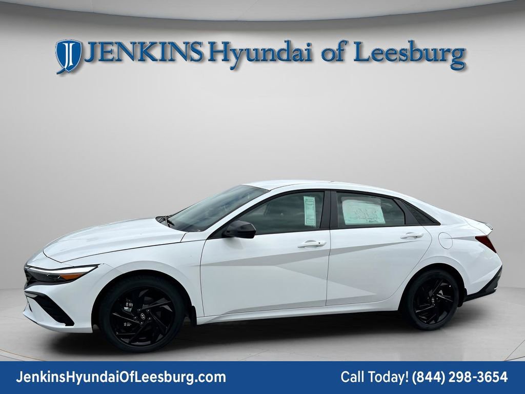 New 2026 Hyundai Elantra Sport FWD image 10