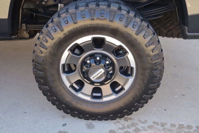 Used 2024 Ford F250 Platinum w/ Tremor Off-Road Package AWD/4WD image 29