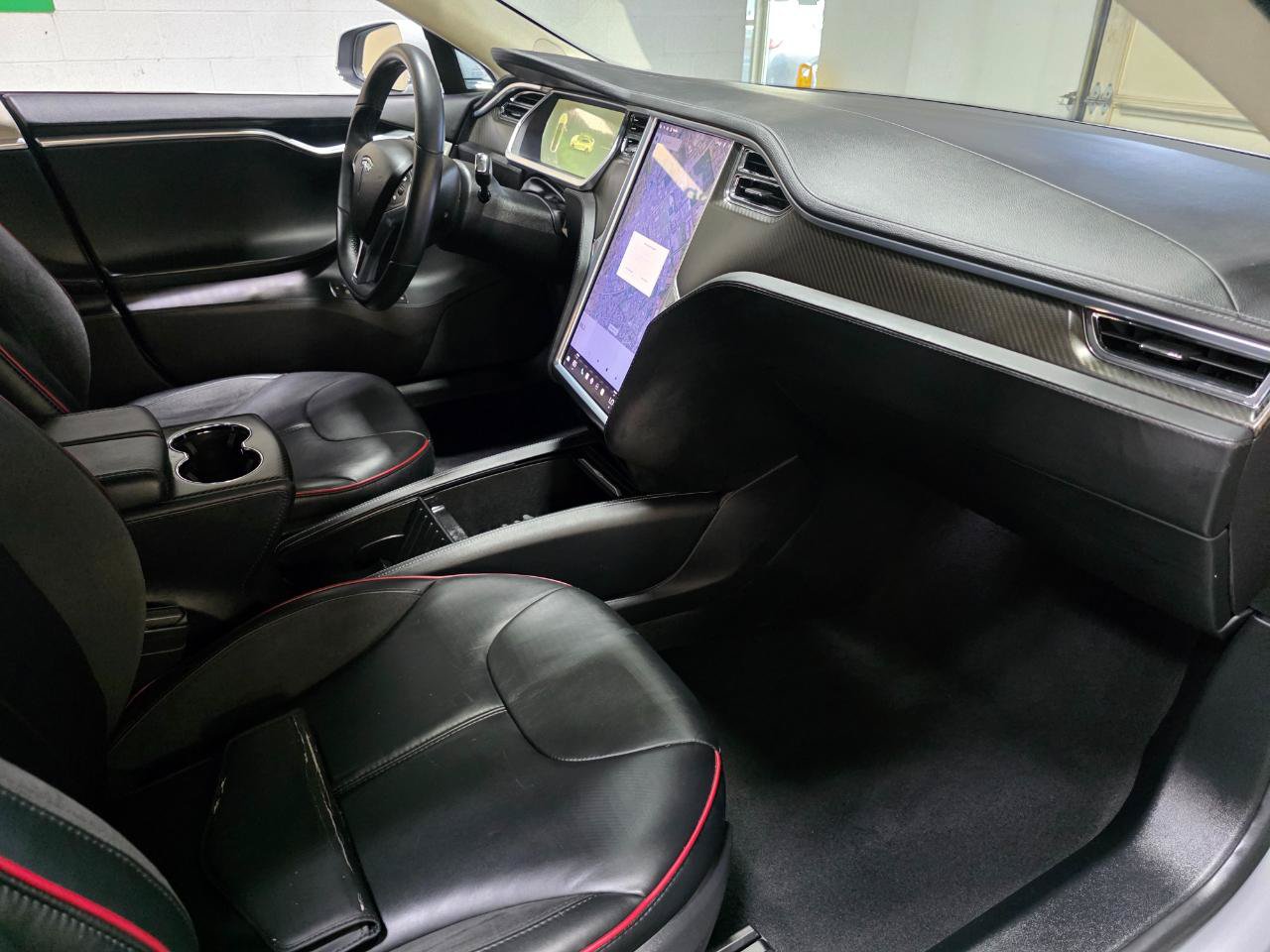 Used 2013 Tesla Model S Performance RWD image 26