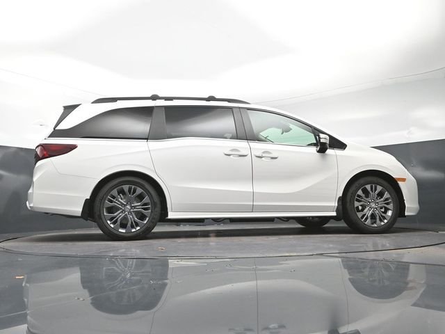 New 2026 Honda Odyssey Touring image 26