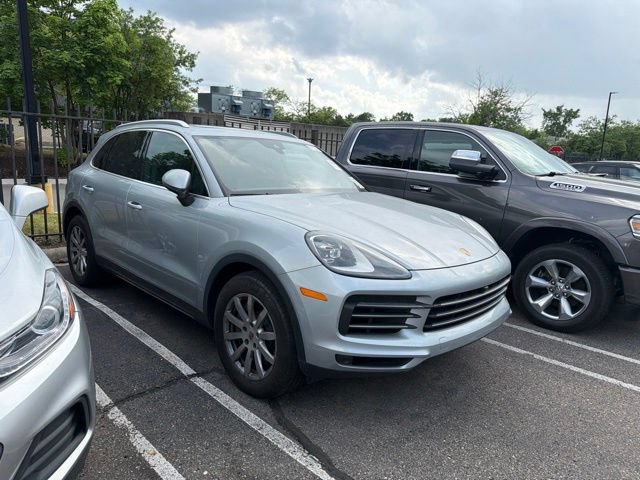 Used 2021 Porsche Cayenne S AWD/4WD image 3