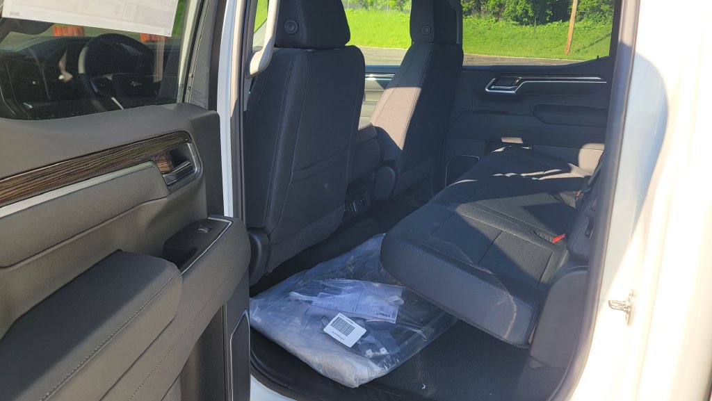 New 2026 Chevrolet Silverado 1500 LT AWD/4WD image 25