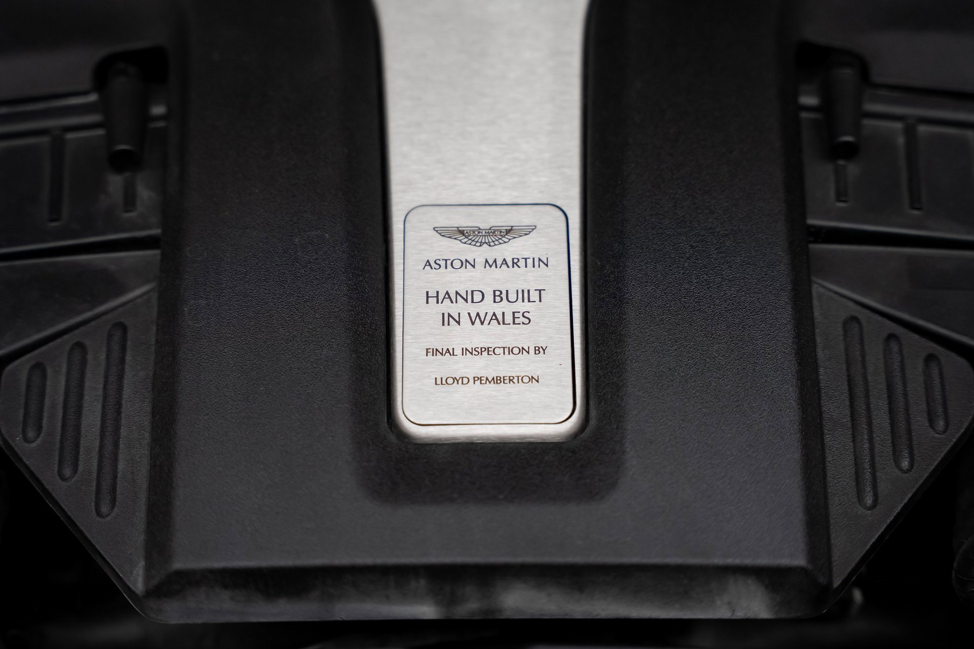 Used 2021 Aston Martin DBX image 76