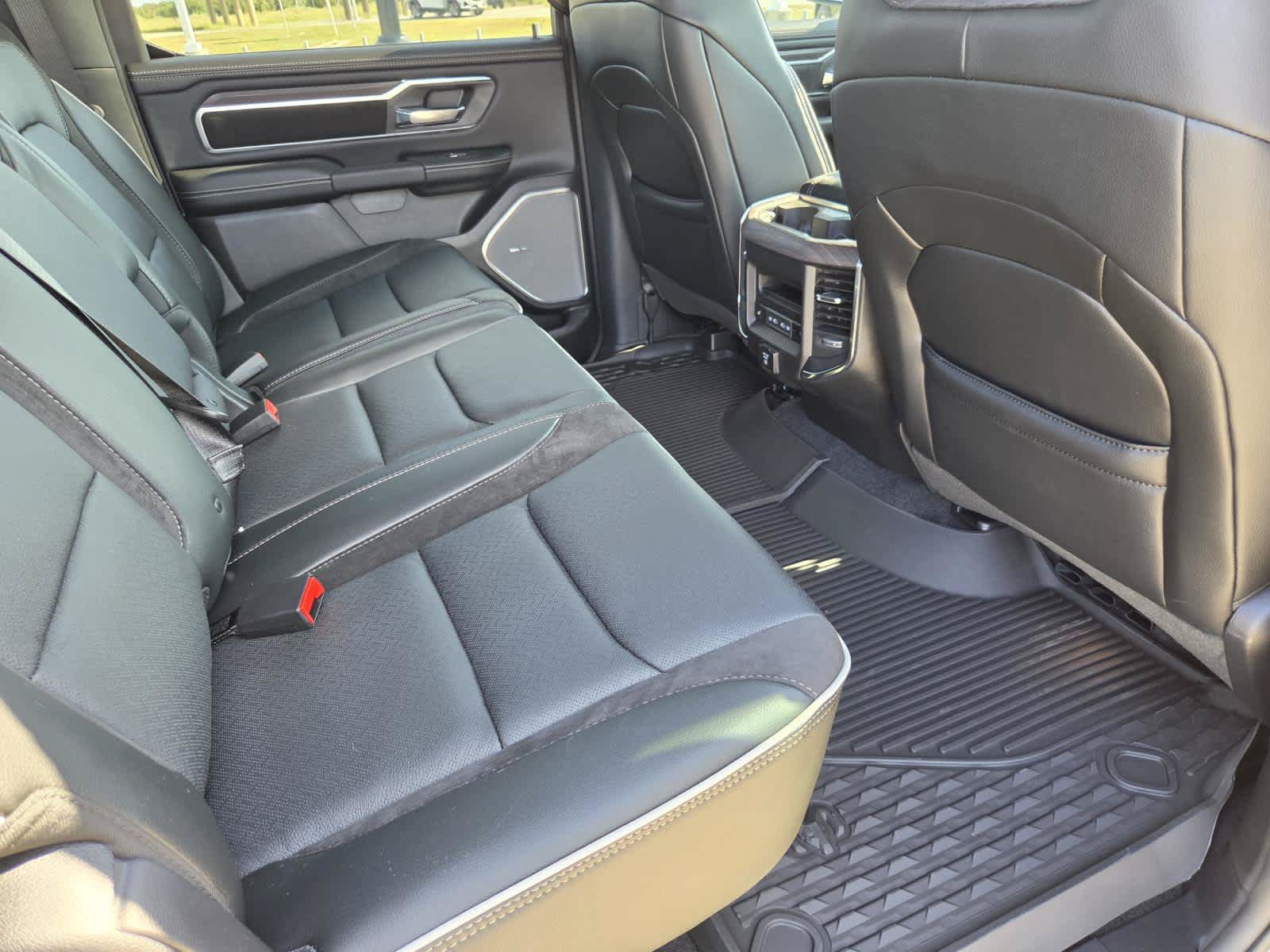 New 2027 RAM 1500 Laramie w/ Night Edition AWD/4WD image 11