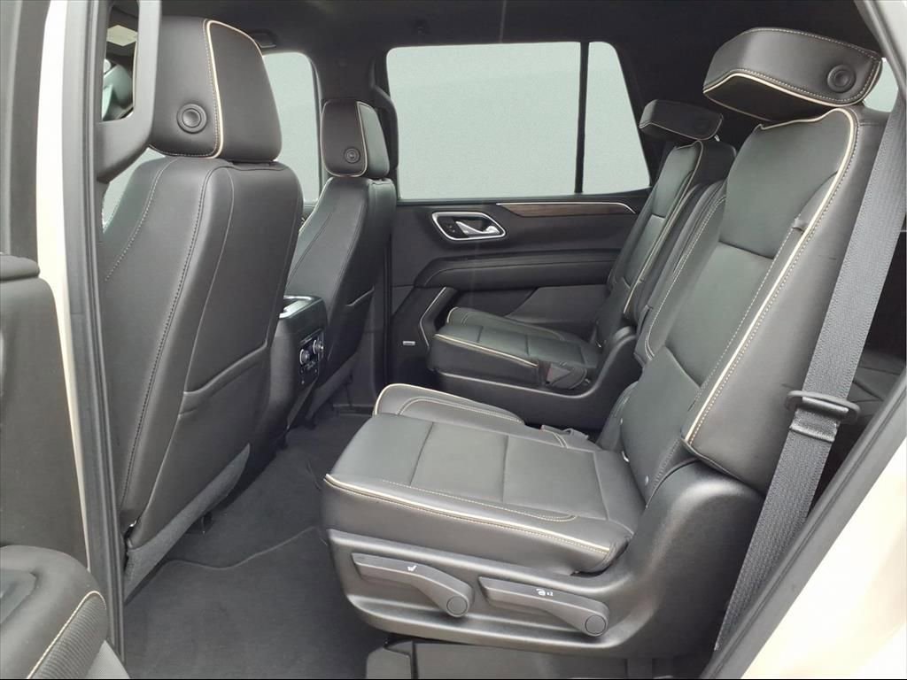 Used 2021 Chevrolet Tahoe Premier AWD/4WD image 19