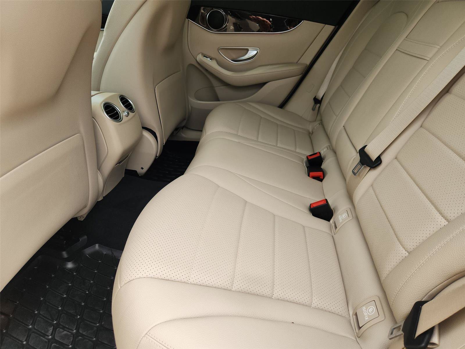Used 2021 Mercedes-Benz GLC 300 image 24