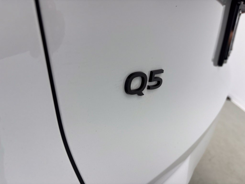 Used 2025 Audi Q5 Premium w/ Premium Plus AWD/4WD image 11