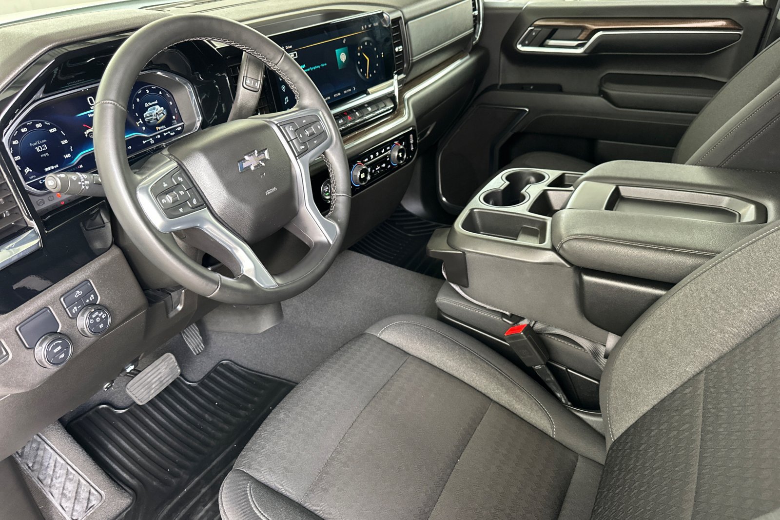 Certified 2024 Chevrolet Silverado 1500 RST w/ LPO, Dark Essentials Package RWD image 10