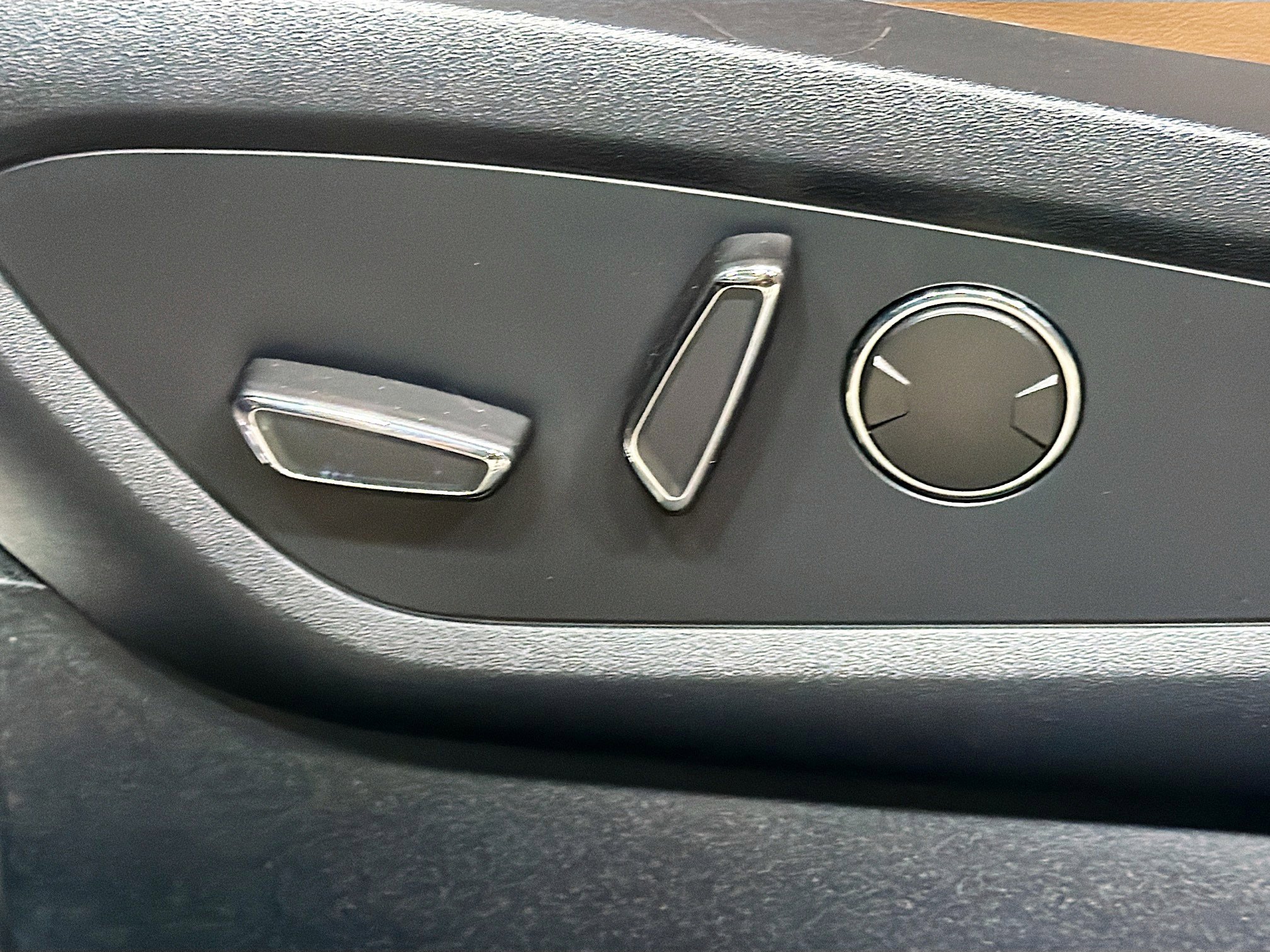 Used 2021 Lincoln Nautilus Reserve image 24