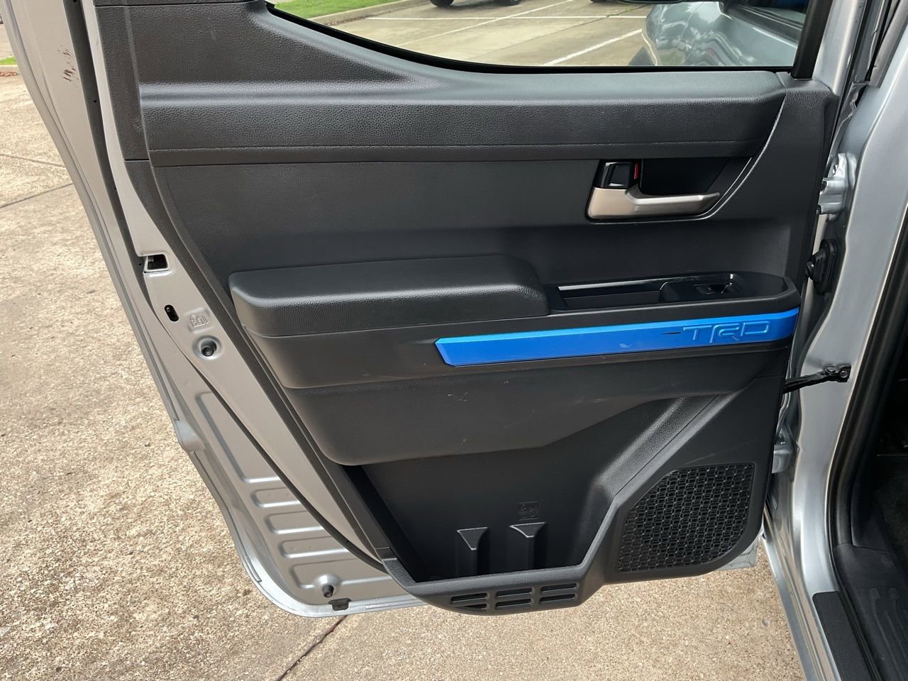 Used 2025 Toyota Tacoma TRD Off-Road AWD/4WD image 21