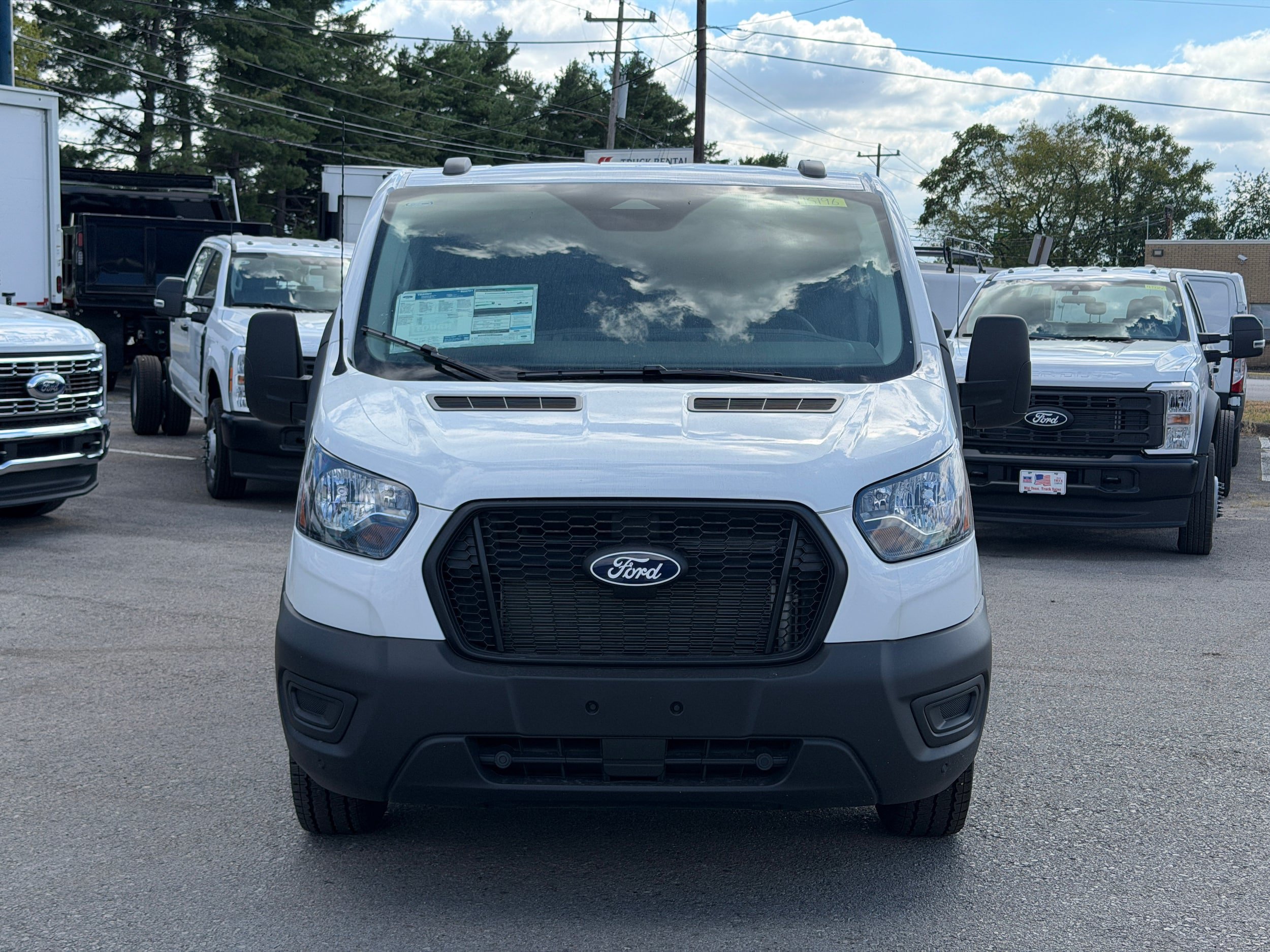 New 2026 Ford Transit 250 Low Roof RWD image 2
