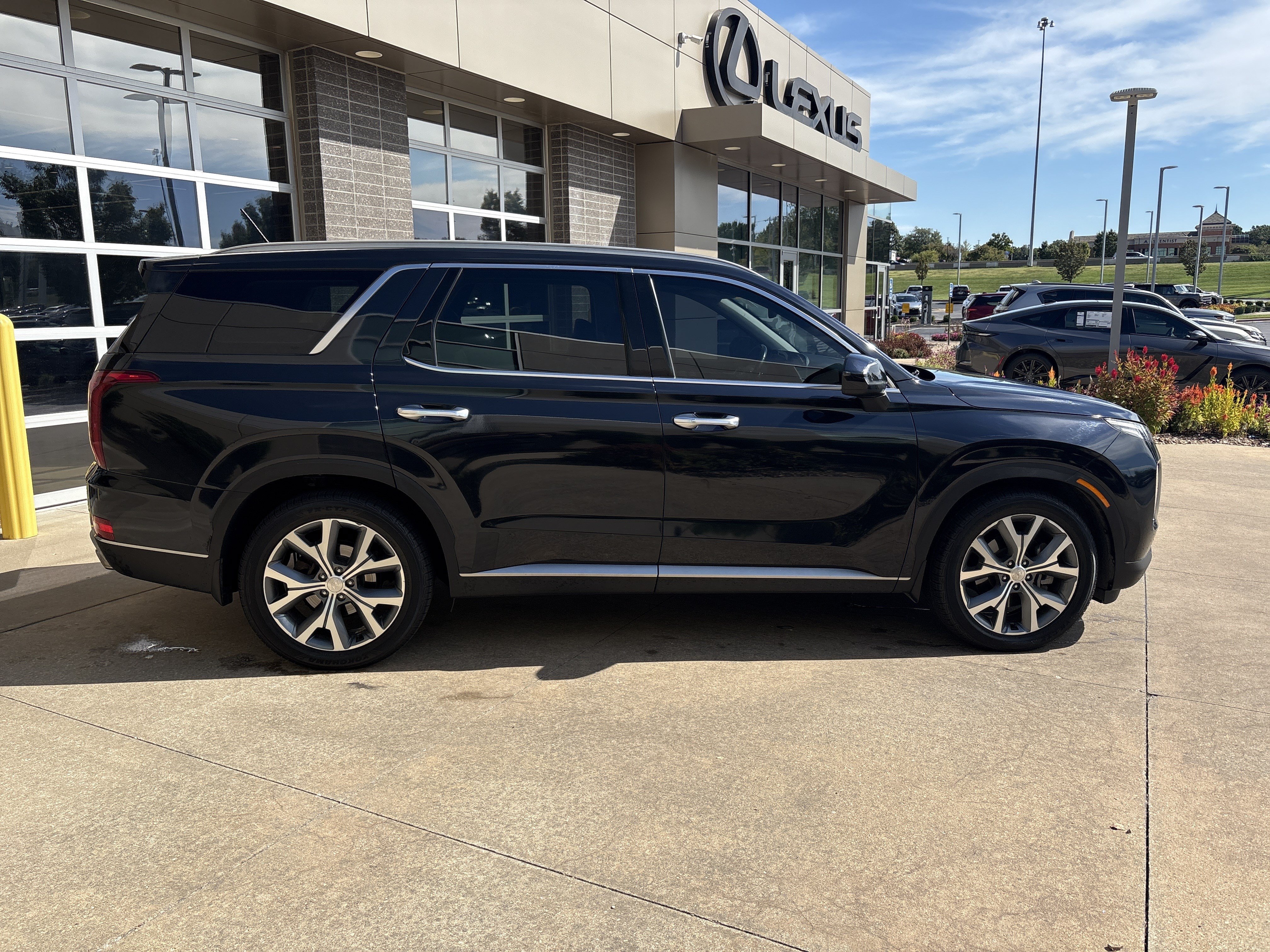 Used 2020 Hyundai Palisade SEL w/ Premium Package FWD image 28