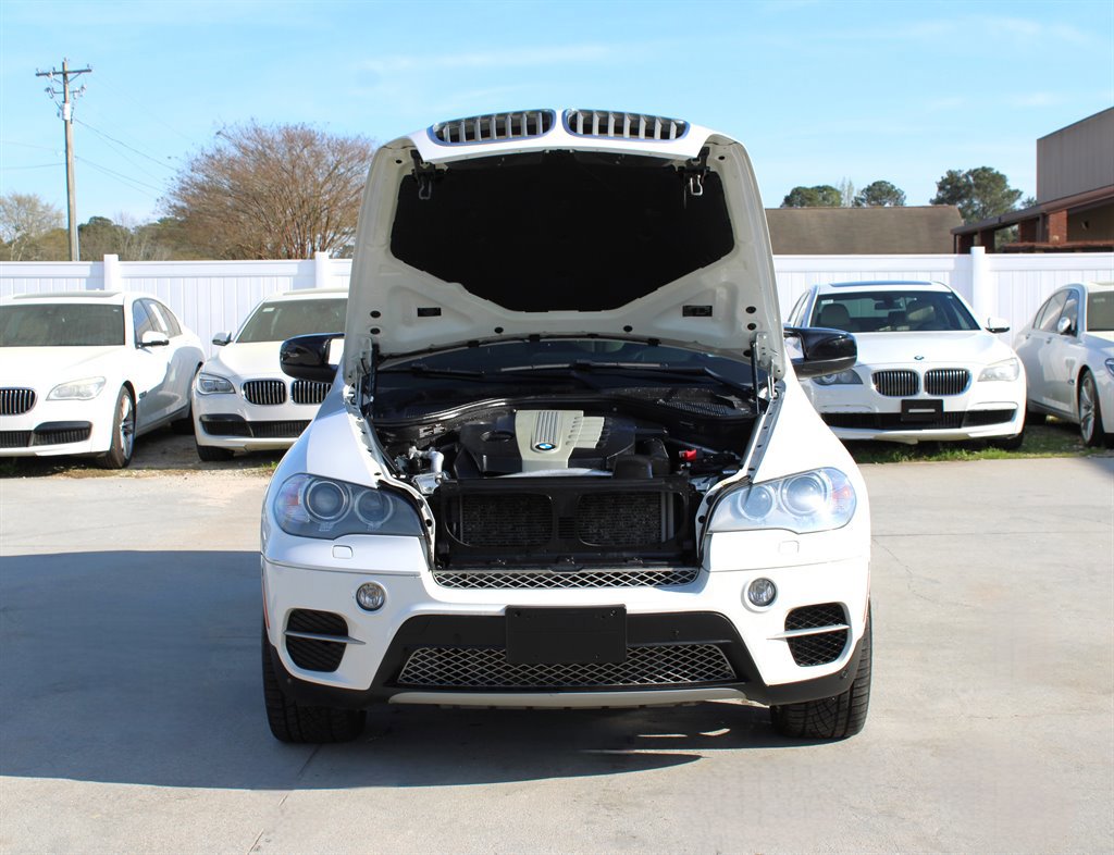 Used 2012 BMW X5 xDrive35d image 39