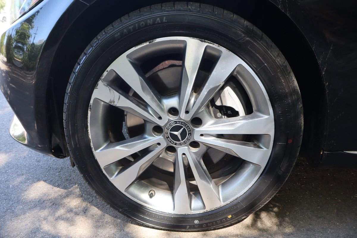 Used 2018 Mercedes-Benz C 300 4MATIC Sedan w/ Premium Package image 41