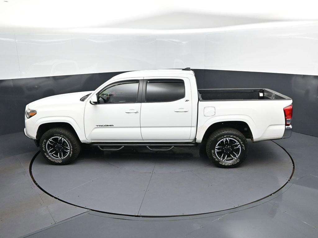 Used 2016 Toyota Tacoma SR5 w/ Towing Package RWD image 33