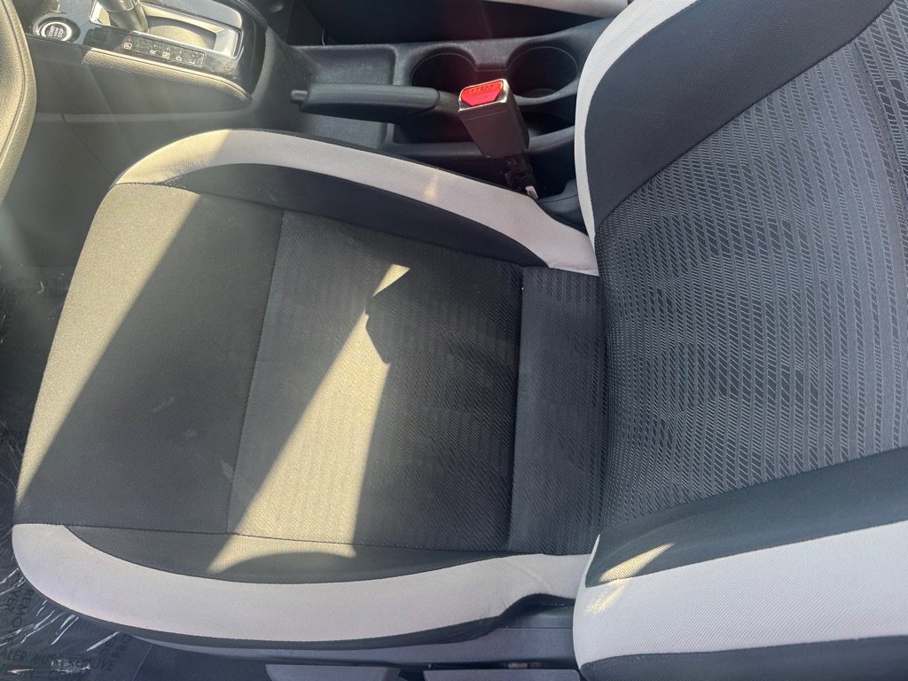 Used 2021 Nissan Versa SV image 8