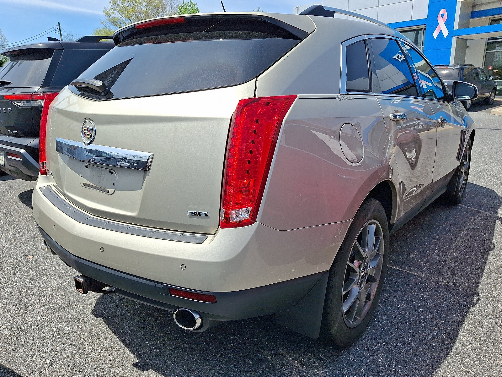 Used 2015 Cadillac SRX Performance w/ Driver Awareness Package AWD/4WD image 5