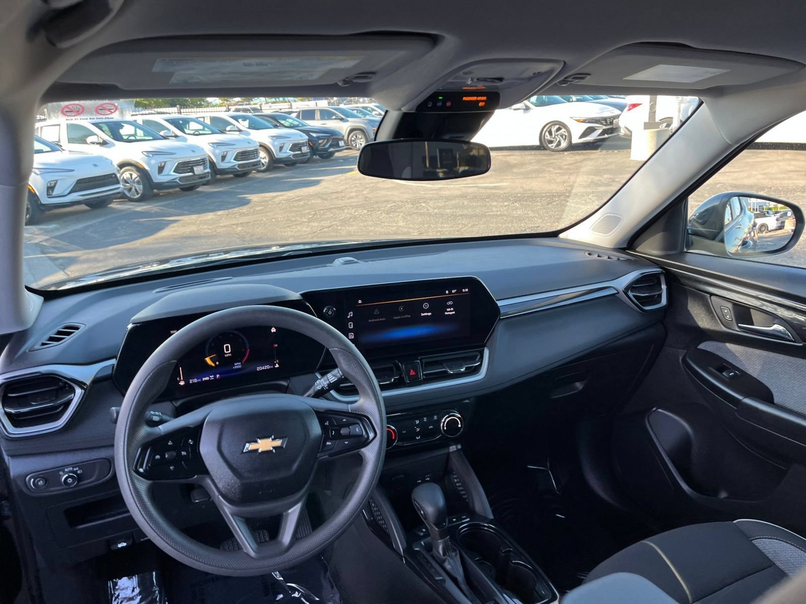 Used 2025 Chevrolet TrailBlazer LT AWD/4WD image 34