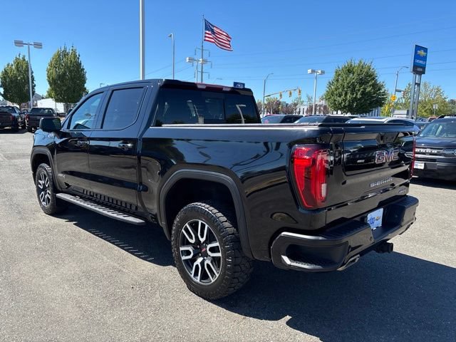 Used 2022 GMC Sierra 1500 AT4 w/ AT4 Premium Package AWD/4WD image 3