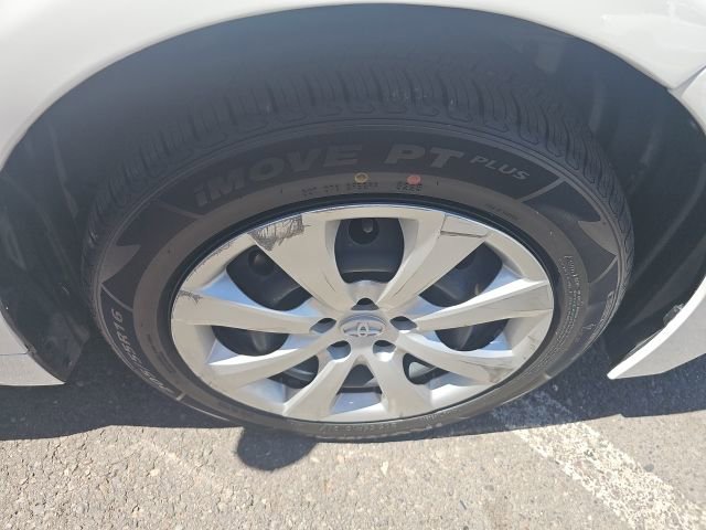 Used 2025 Toyota Corolla LE image 17