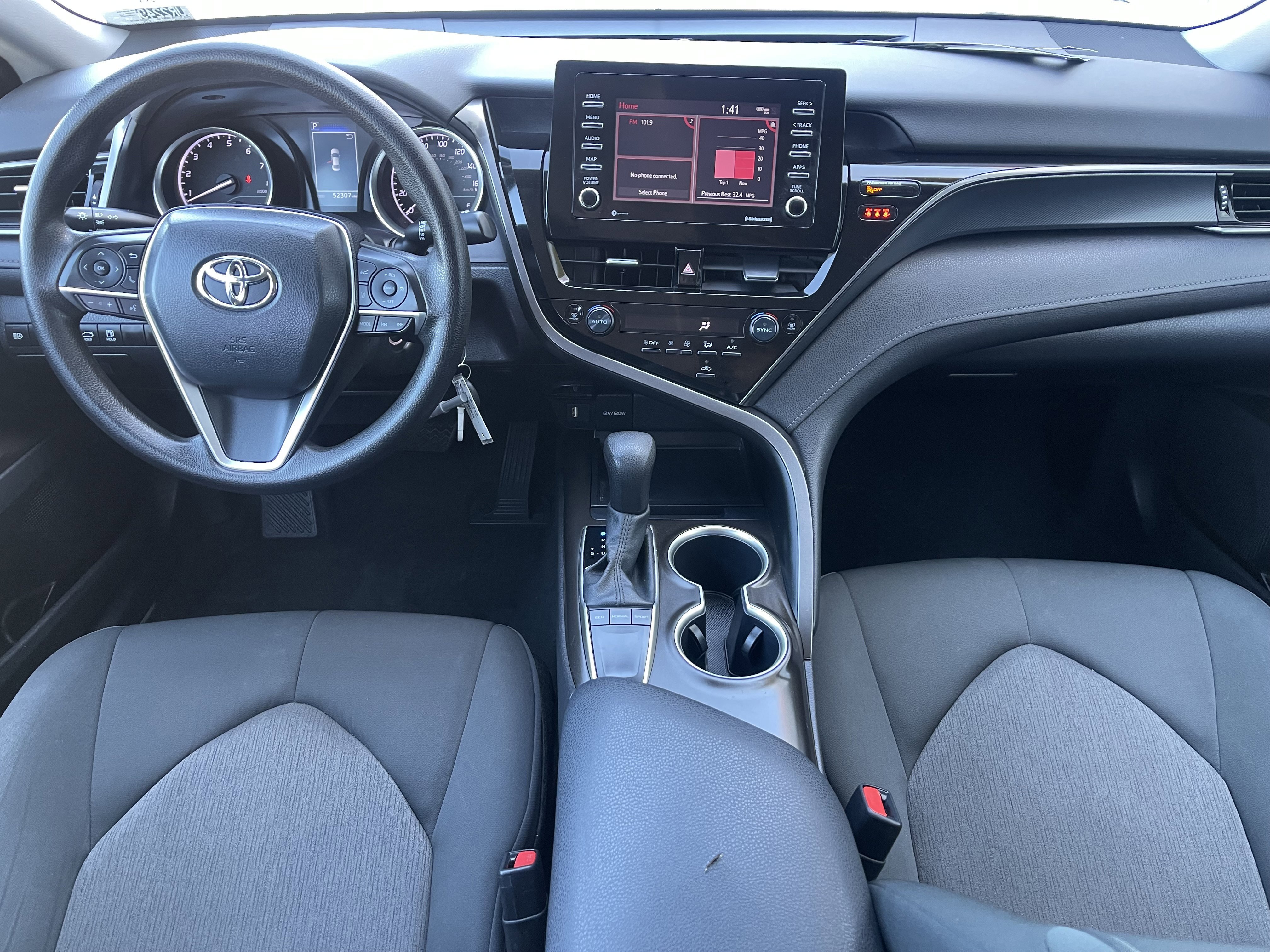Used 2024 Toyota Camry LE FWD image 23