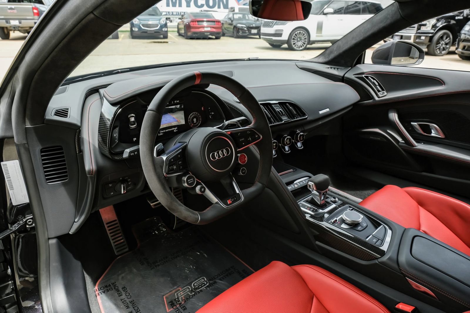 Used 2021 Audi R8 V10 RWD image 2