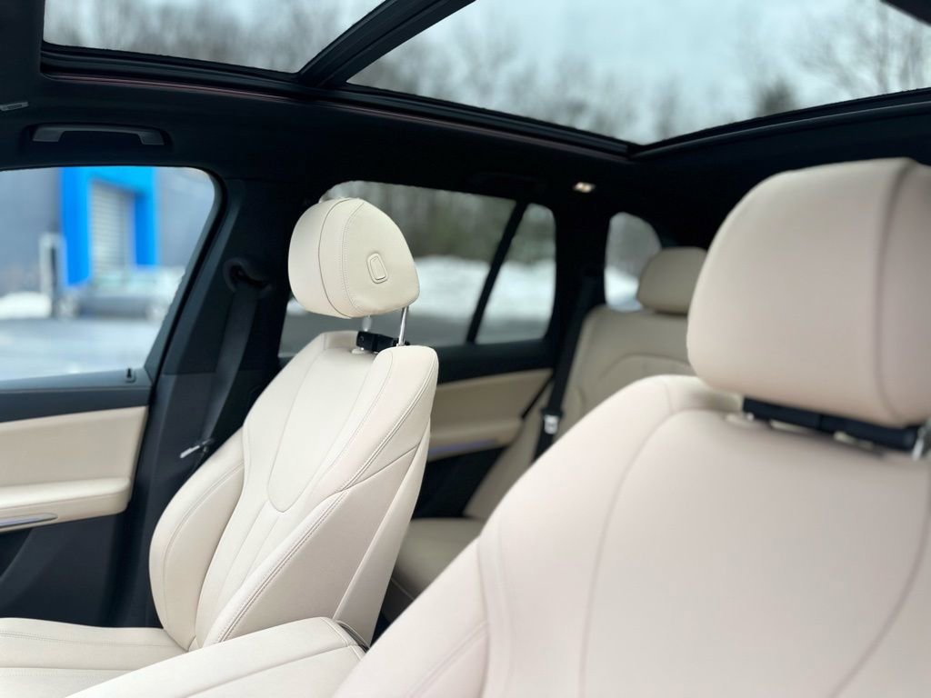 Used 2021 BMW X5 xDrive40i w/ Convenience Package image 13