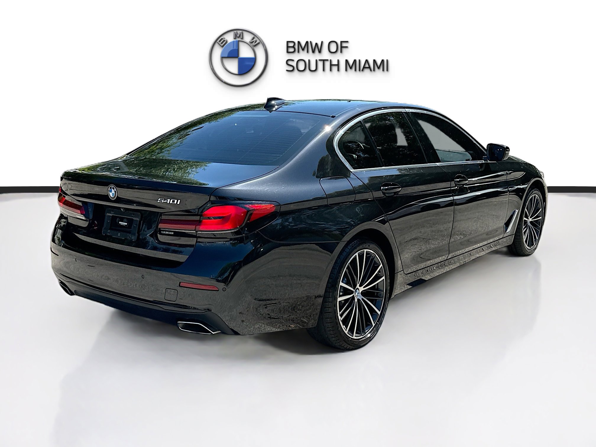 Certified 2023 BMW 540i w/ Premium Package image 7