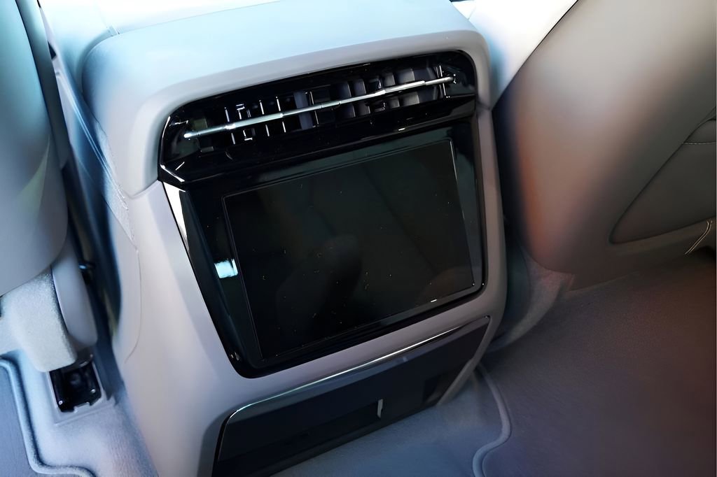 New 2026 Cadillac Escalade IQL Sport 1 image 28