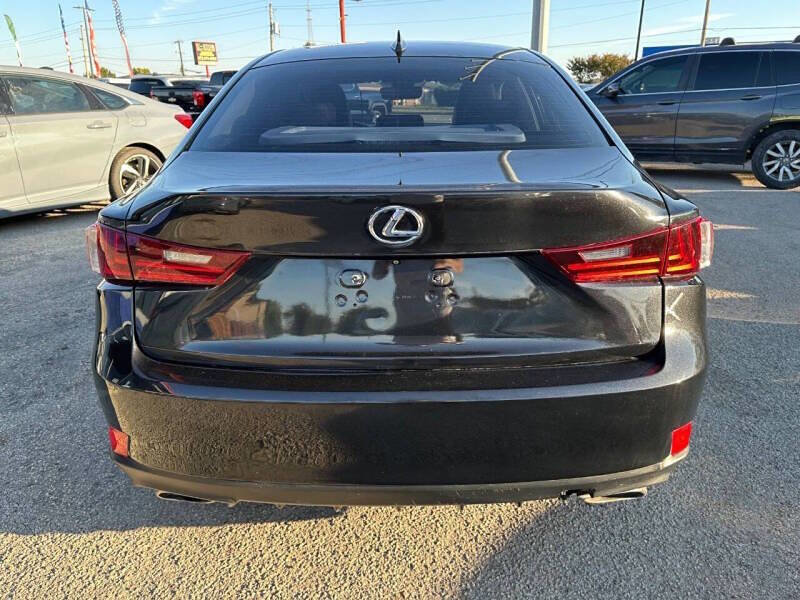 Used 2019 Lexus IS 300 w/ Accessory Package RWD image 6