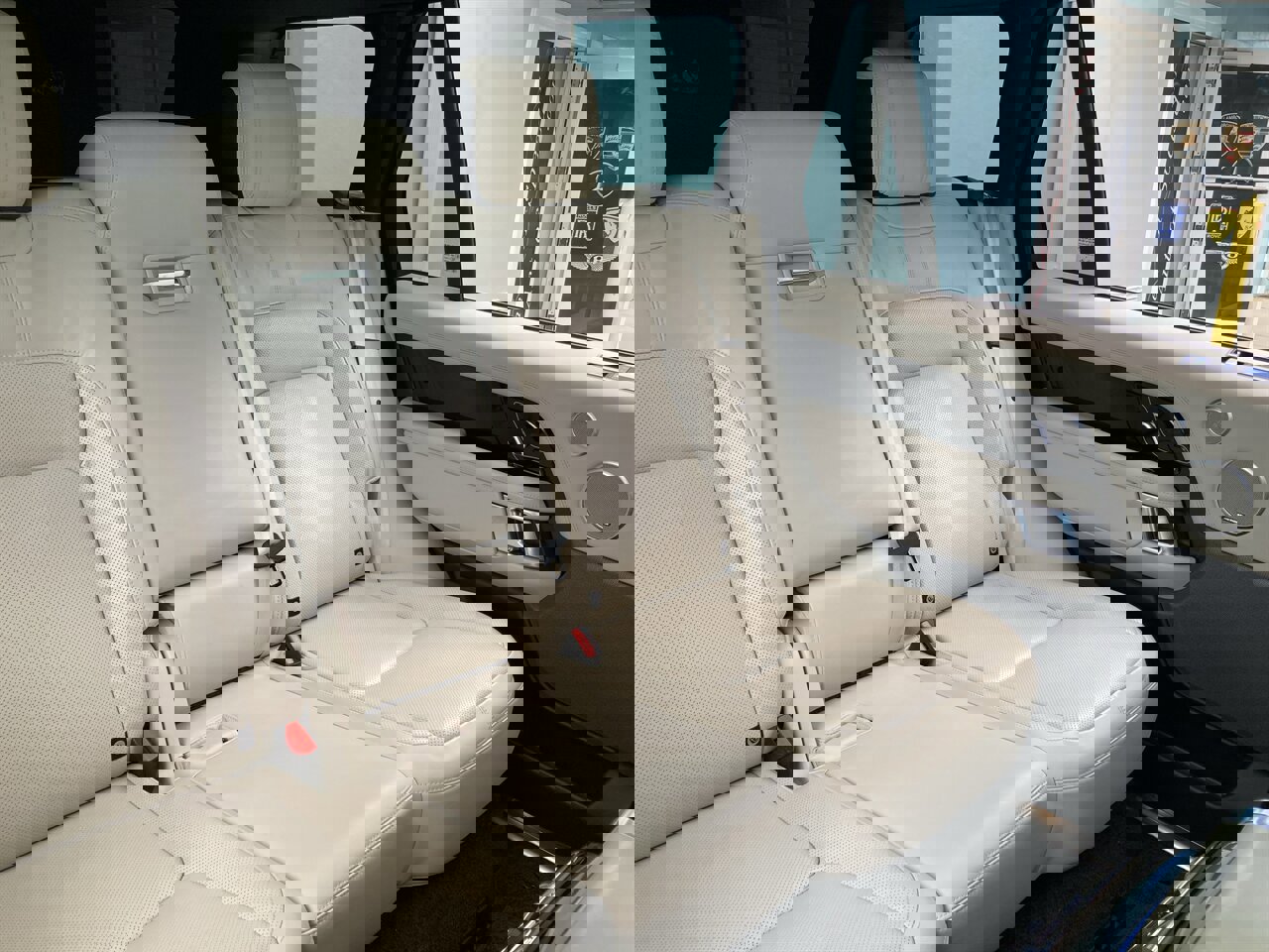 Used 2019 Land Rover Range Rover Supercharged image 18