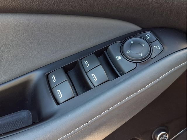 Used 2019 Buick Enclave Essence FWD image 15