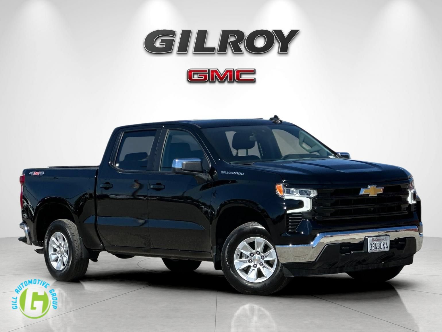 Used 2025 Chevrolet Silverado 1500 LT AWD/4WD image 1