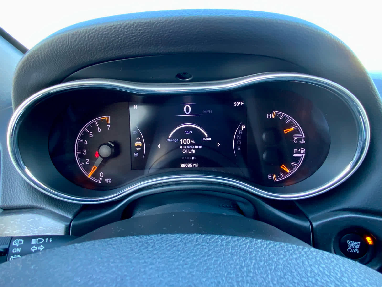 Used 2015 Jeep Grand Cherokee Altitude image 40