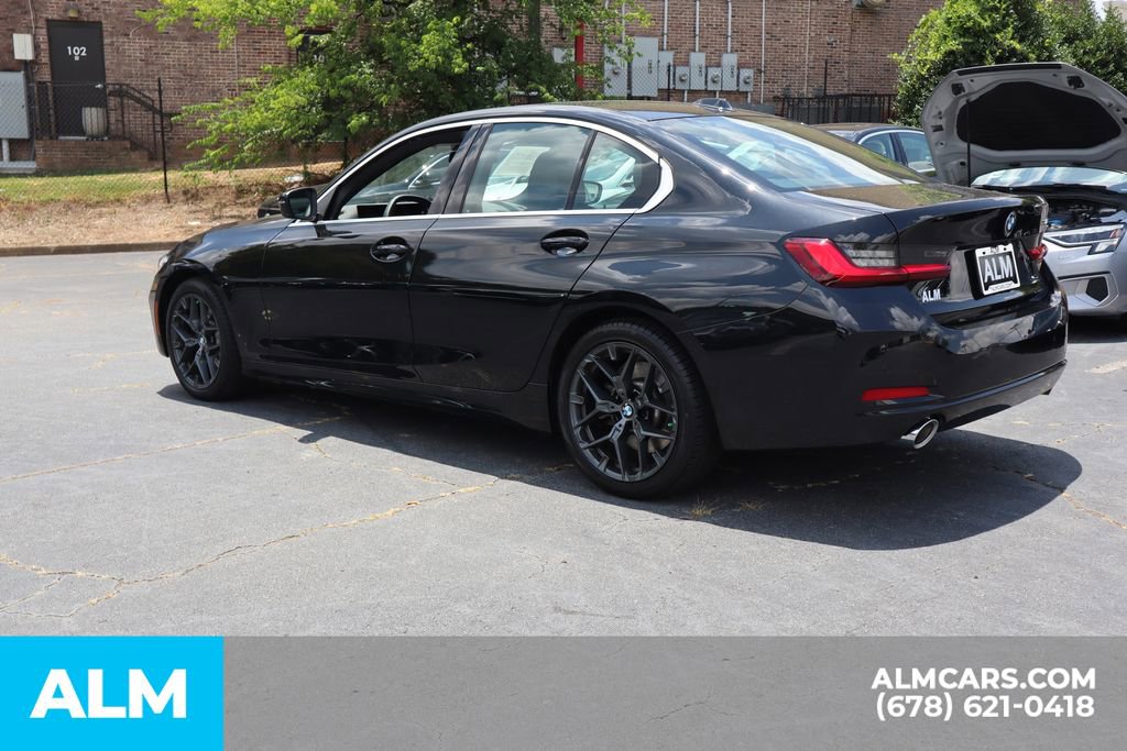 Used 2025 BMW 330i Sedan image 9