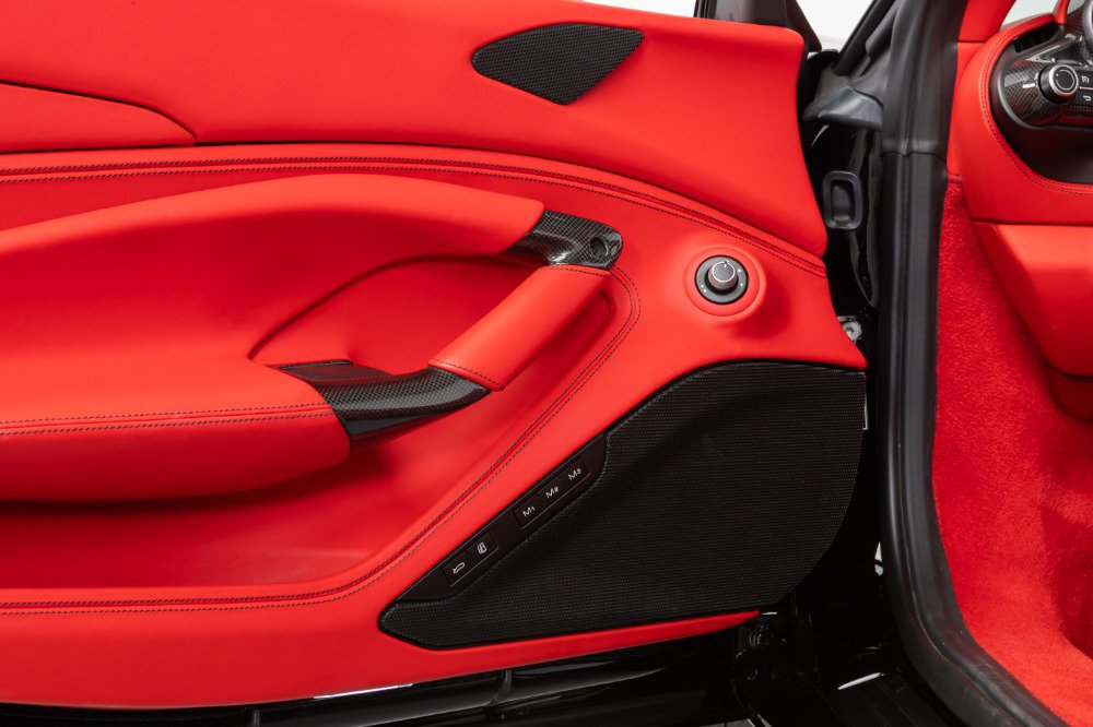 Certified 2021 Ferrari F8 Tributo image 52